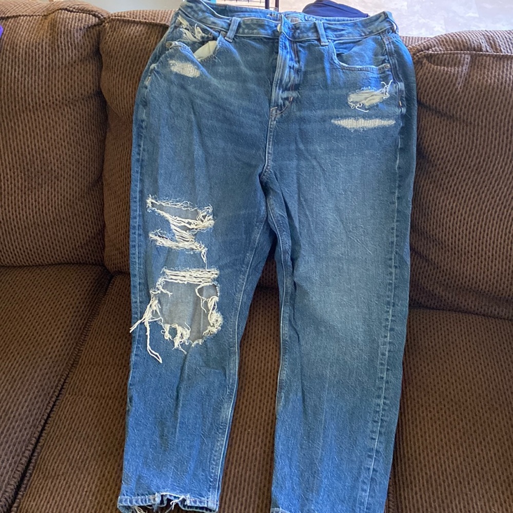 Size 14 American Eagle Mom Jean